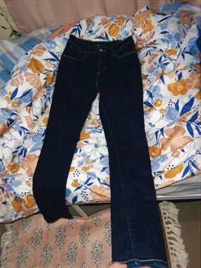 Levi's Women's Dark Blue Straight-Leg Jeans